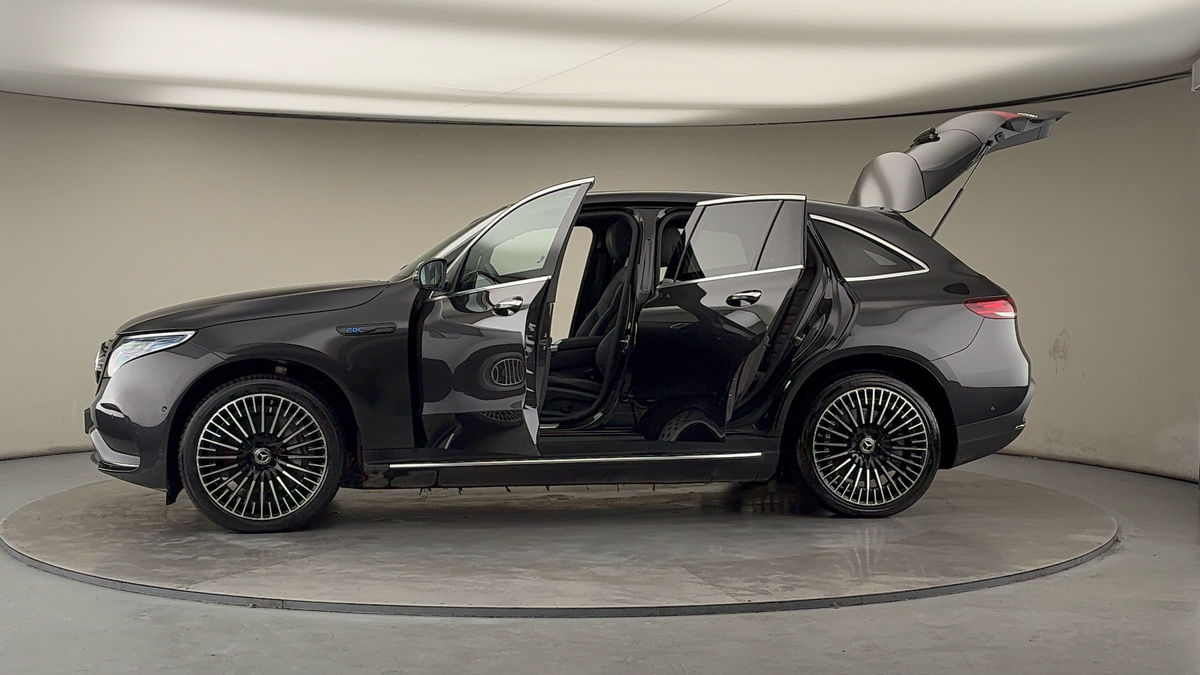 More views of Mercedes-Benz EQC
