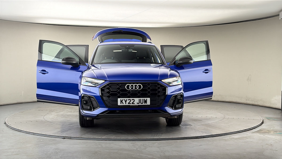 More views of Audi Q5
