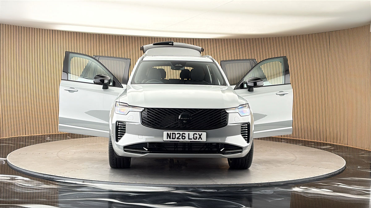 More views of Volvo XC90