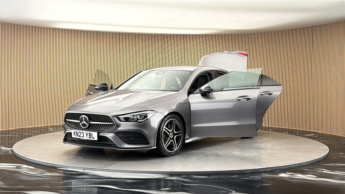 More views of Mercedes-Benz CLA