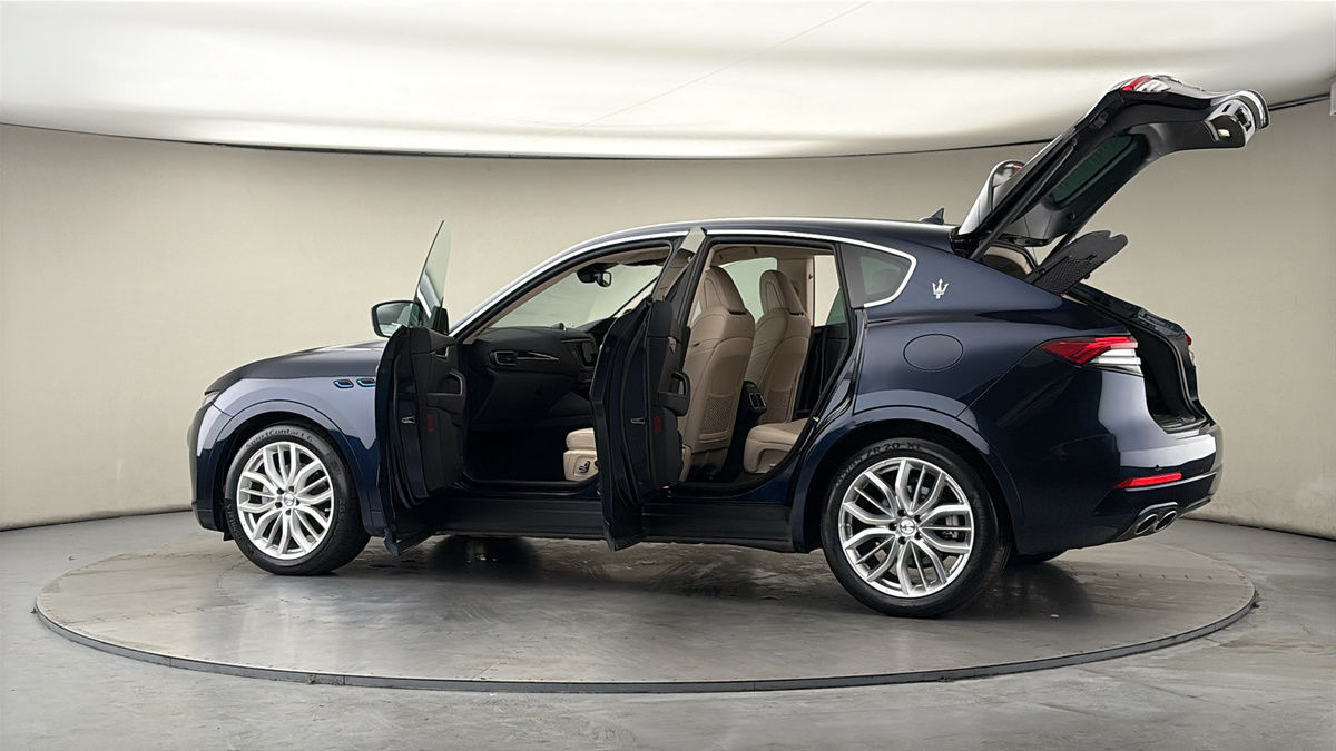 More views of Maserati Levante