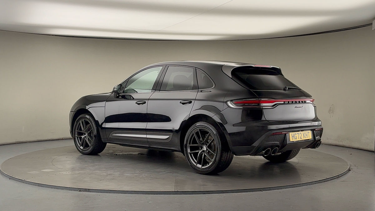 More views of Porsche Macan