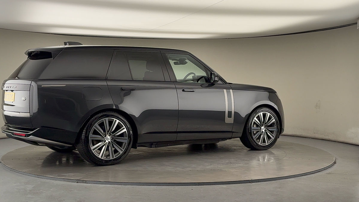 More views of Land Rover Range Rover