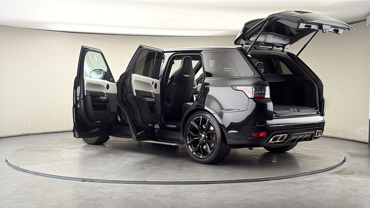 More views of Land Rover Range Rover Sport
