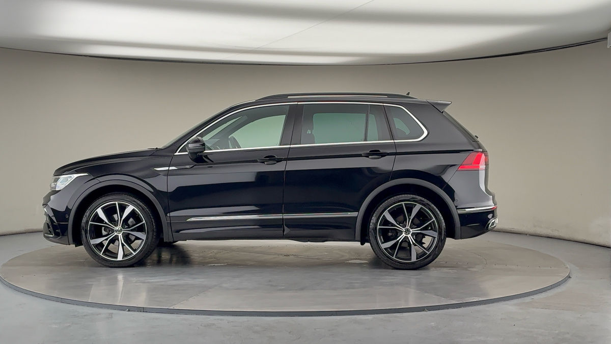 More views of Volkswagen Tiguan