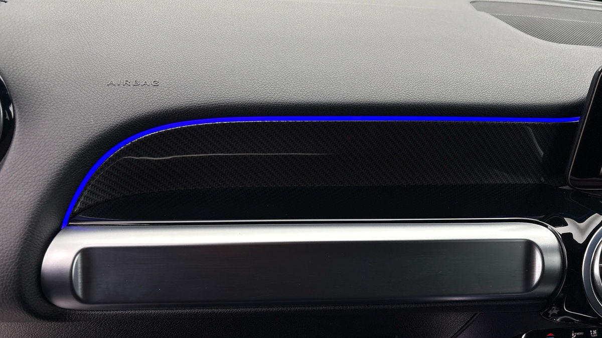Mercedes-Benz GLB Image 25