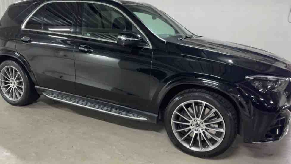 More views of Mercedes-Benz GLE