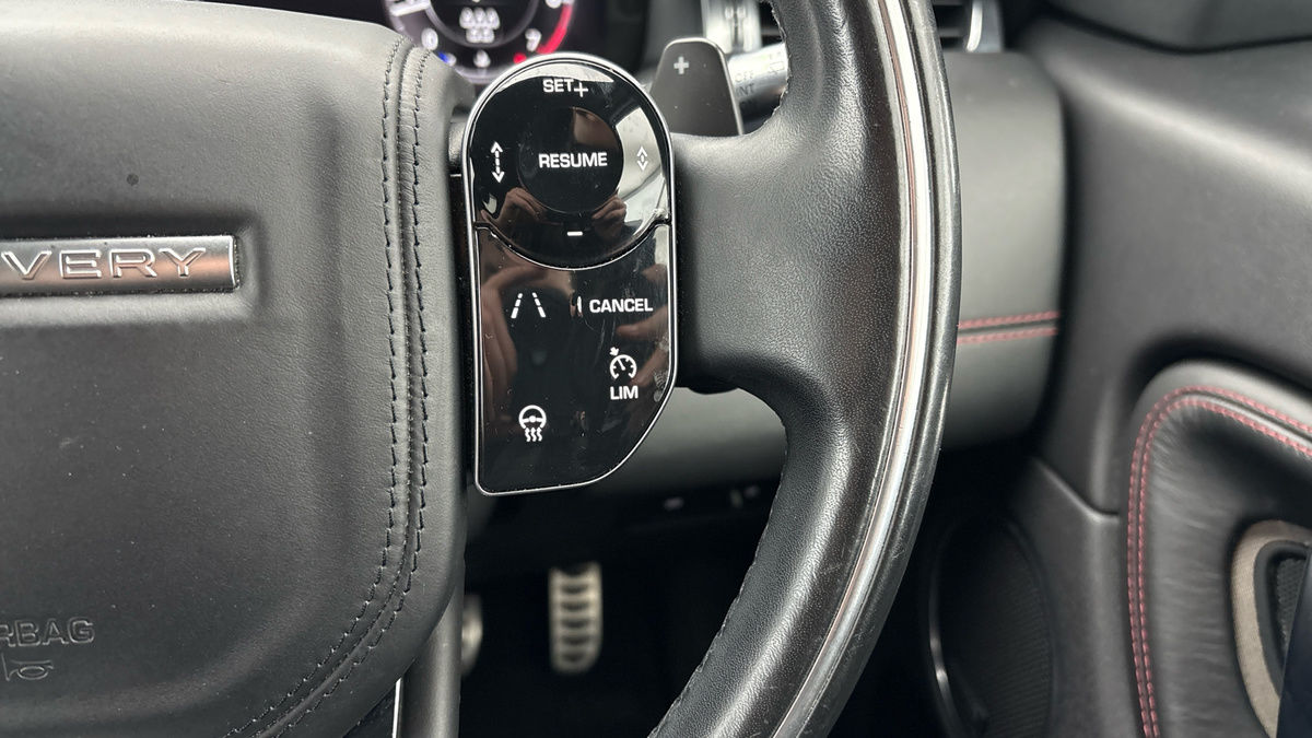 Land Rover Discovery Sport Image 14