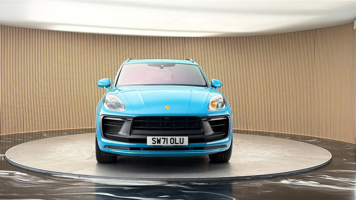 More views of Porsche Macan