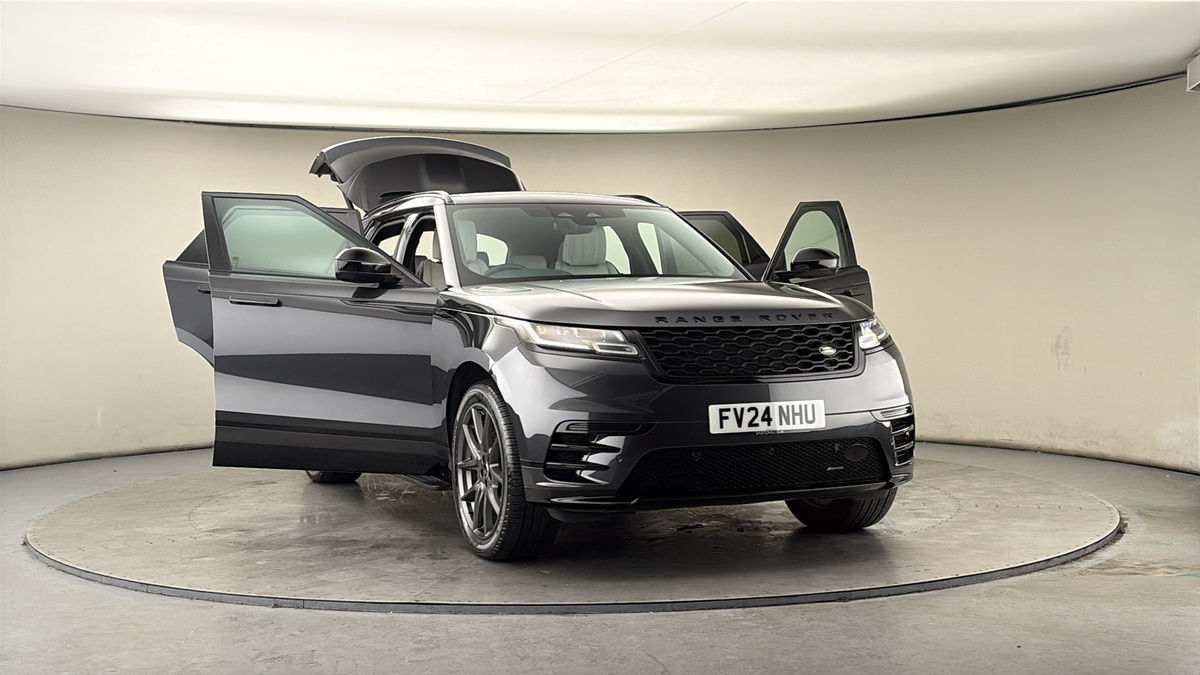 More views of Land Rover Range Rover Velar