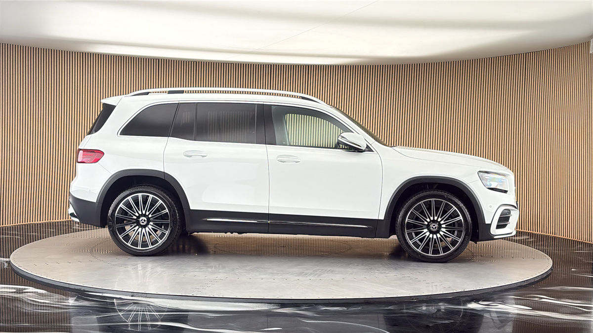 More views of Mercedes-Benz GLB