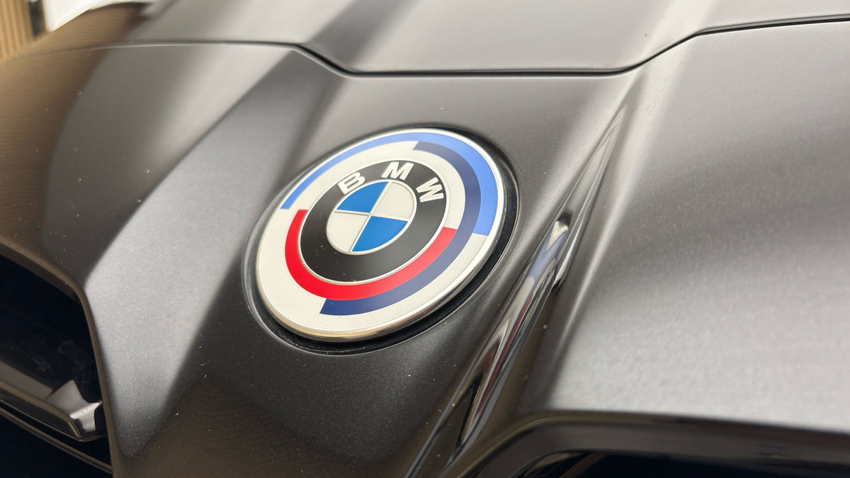 BMW M3 Image 24