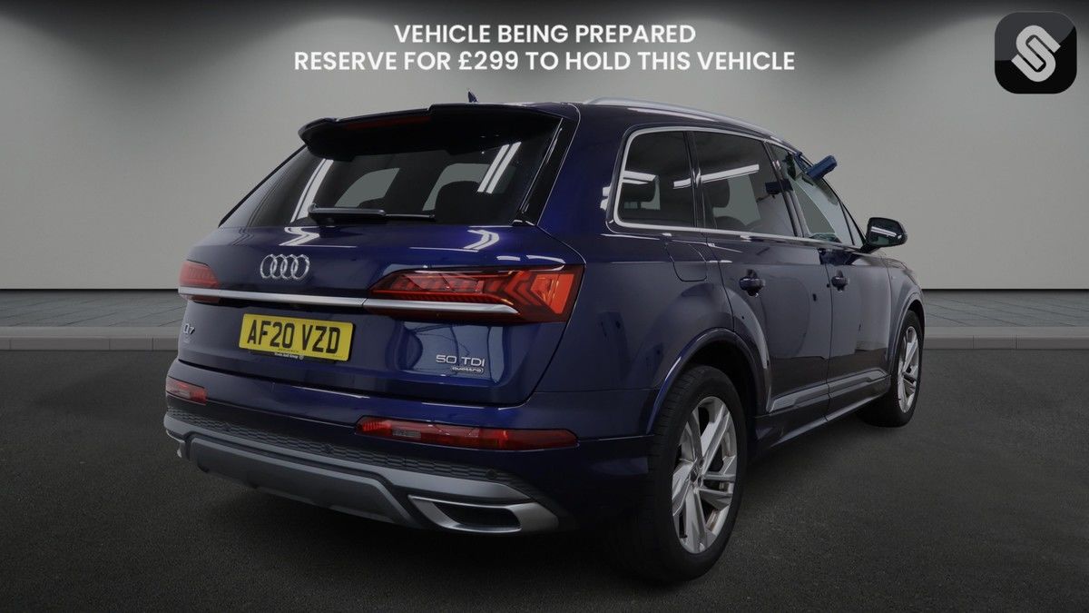 Audi Q7 Image 4