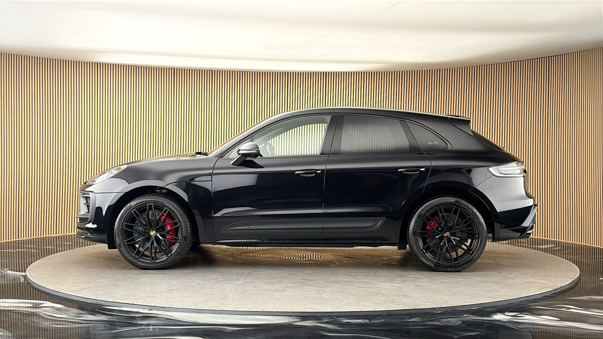 Porsche Macan Image 15