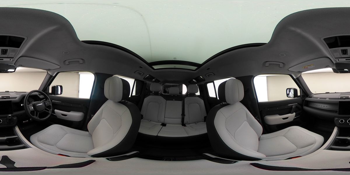 More views of Land Rover Defender 110