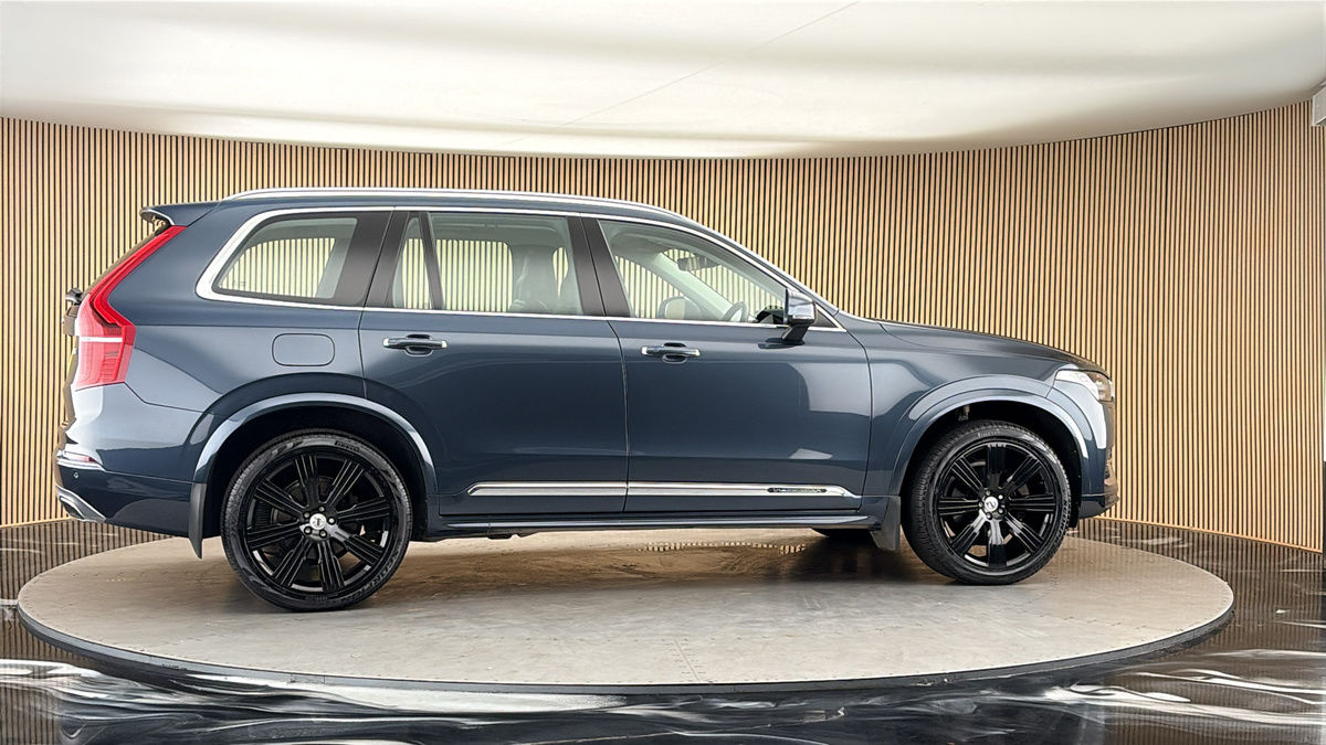 More views of Volvo XC90
