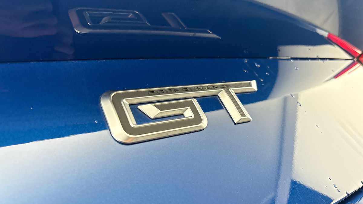 Ford Mustang Image 9