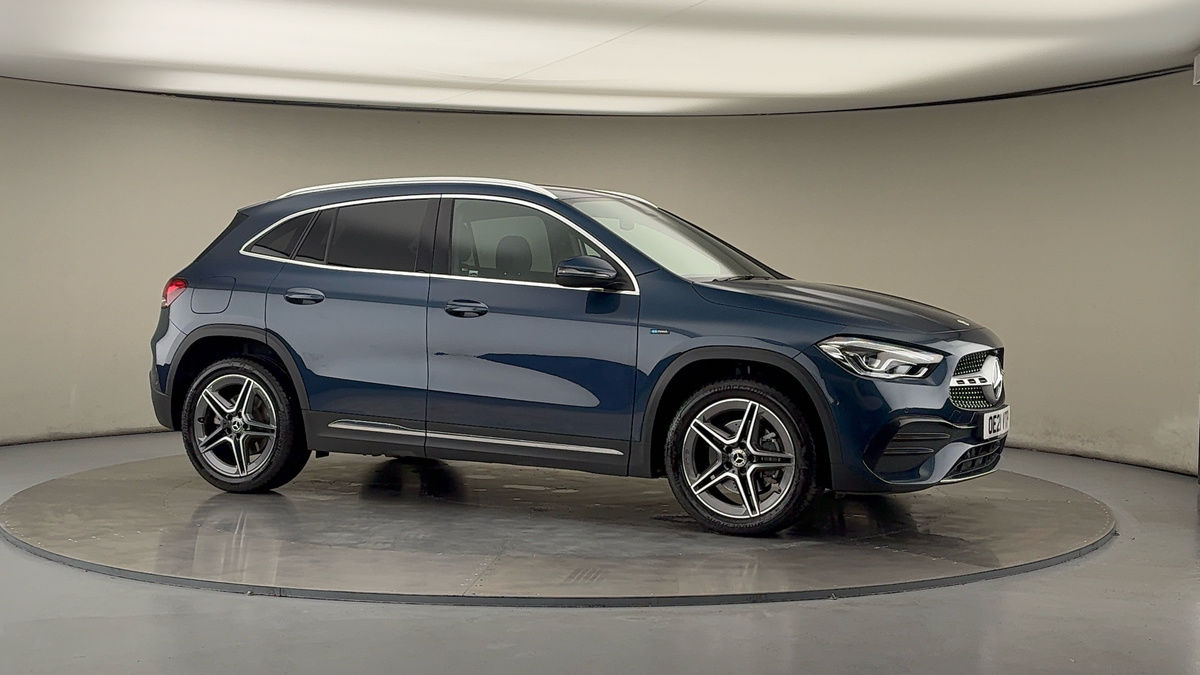More views of Mercedes-Benz GLA