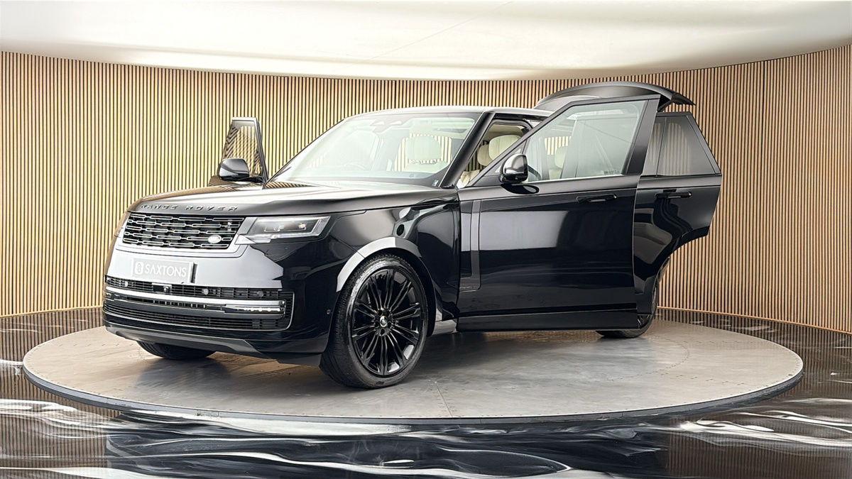 More views of Land Rover Range Rover