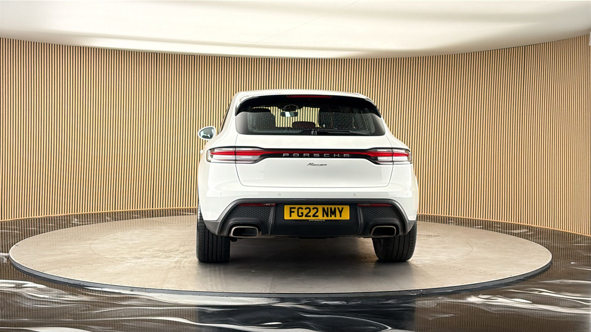 More views of Porsche Macan