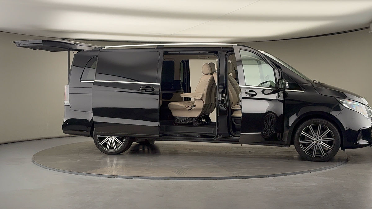 More views of Mercedes-Benz V Class