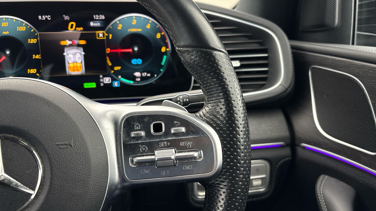 Mercedes-Benz GLE Image 14