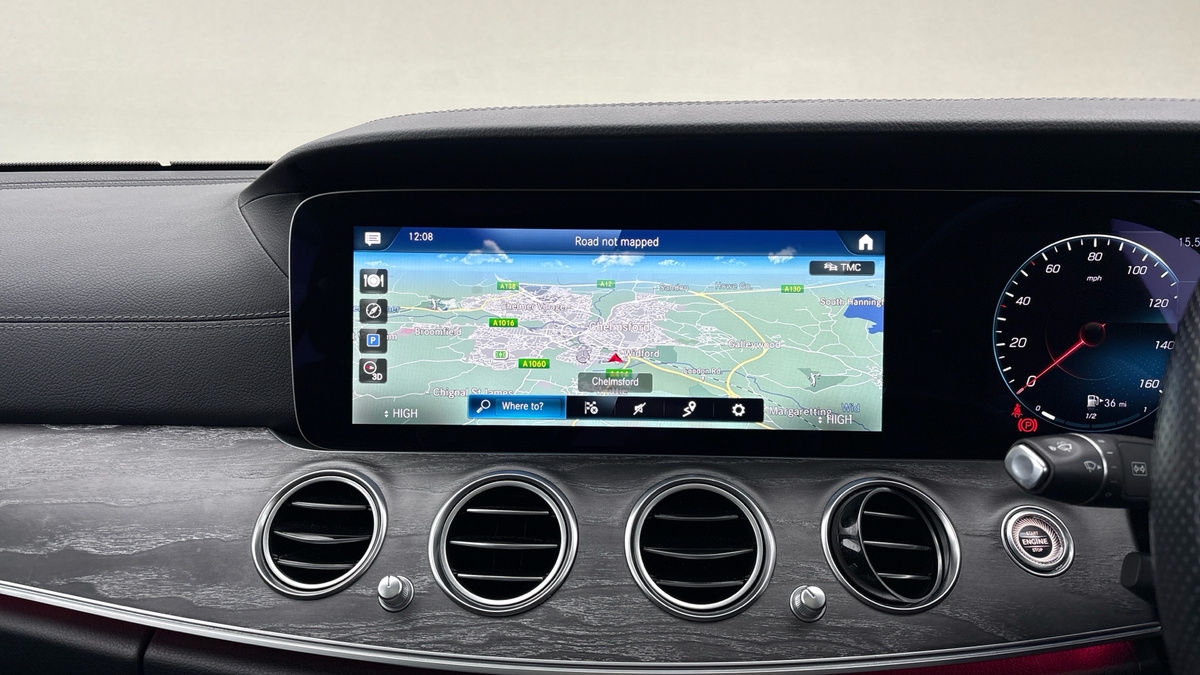 Mercedes-Benz E Class Image 17