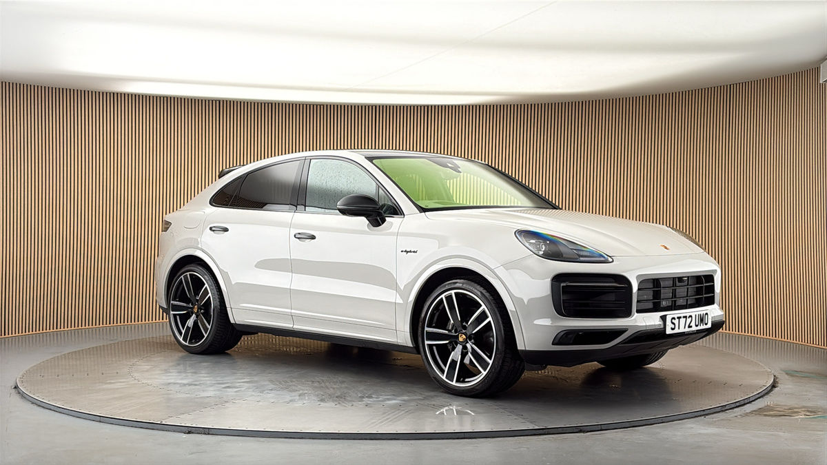 More views of Porsche Cayenne