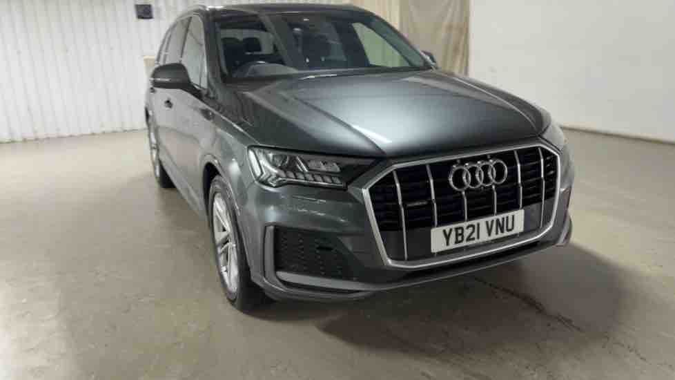 More views of Audi Q7