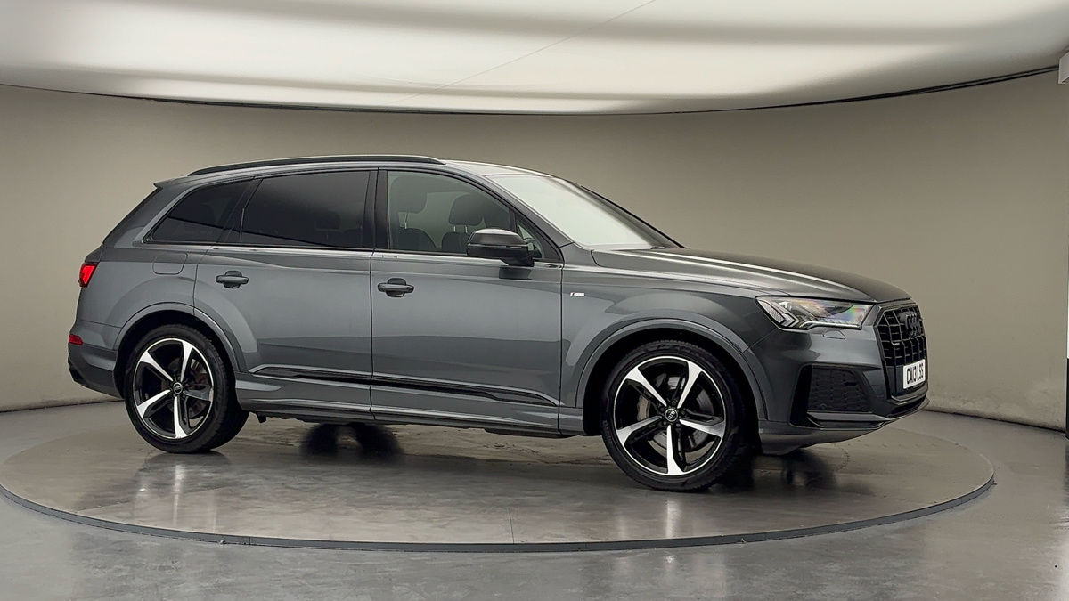 More views of Audi Q7
