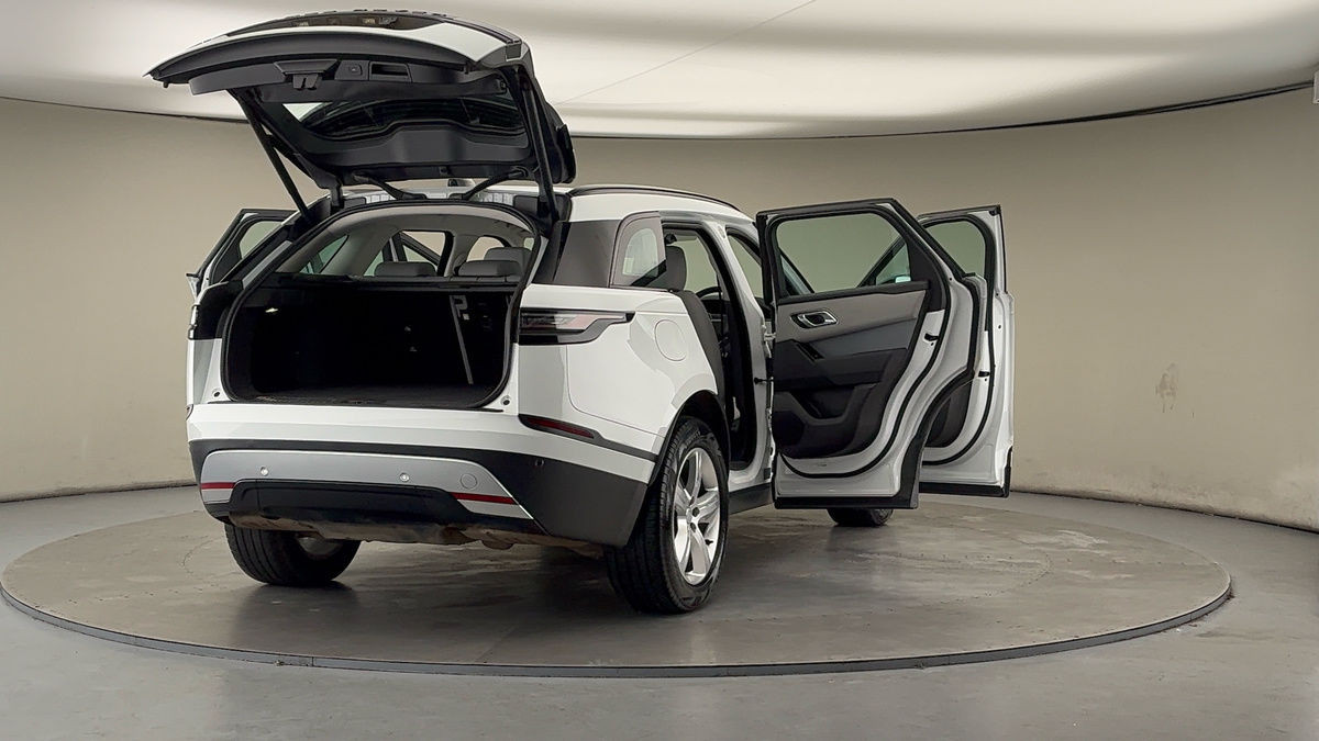 More views of Land Rover Range Rover Velar