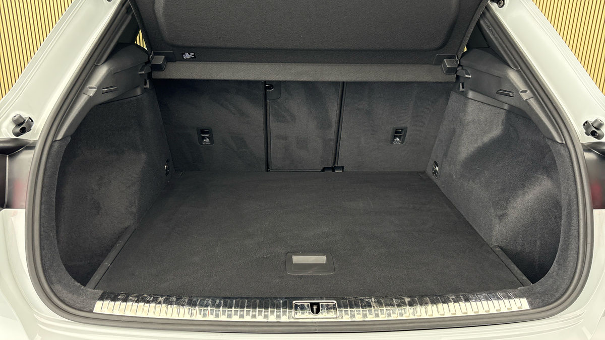 Audi Q3 Image 11
