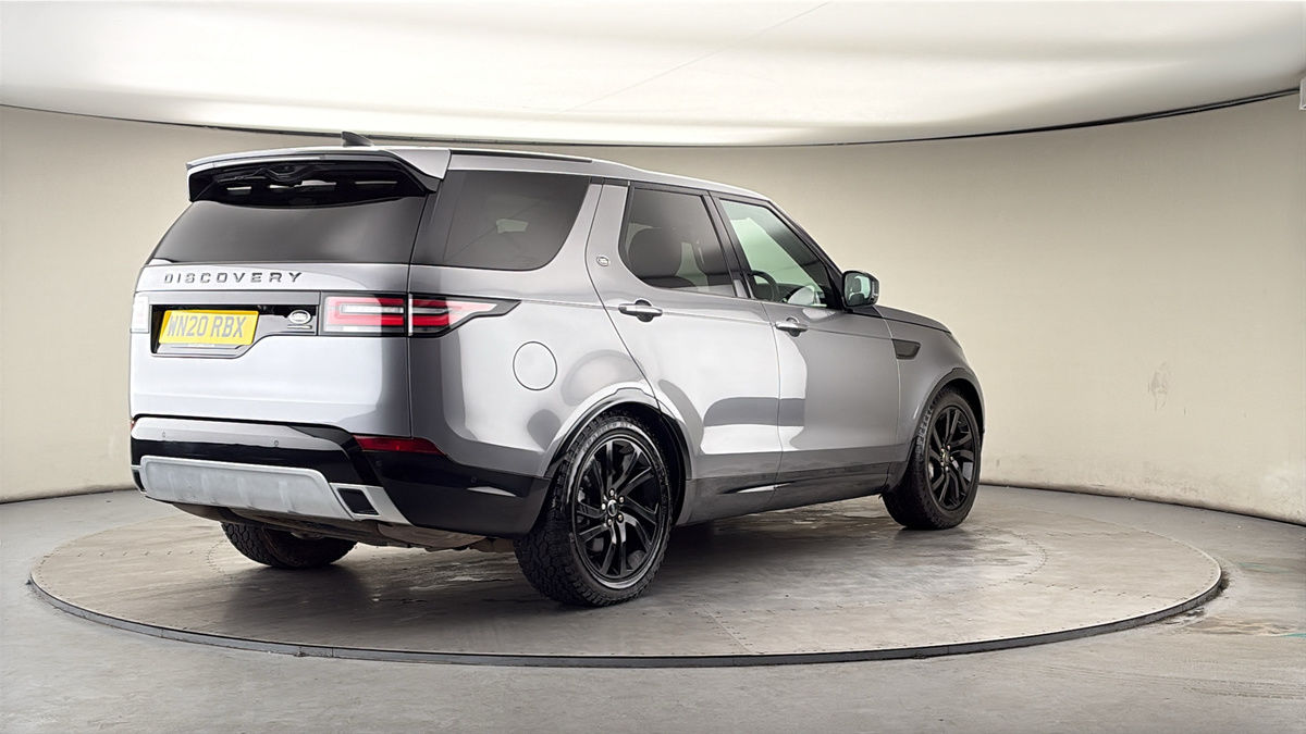 More views of Land Rover Discovery