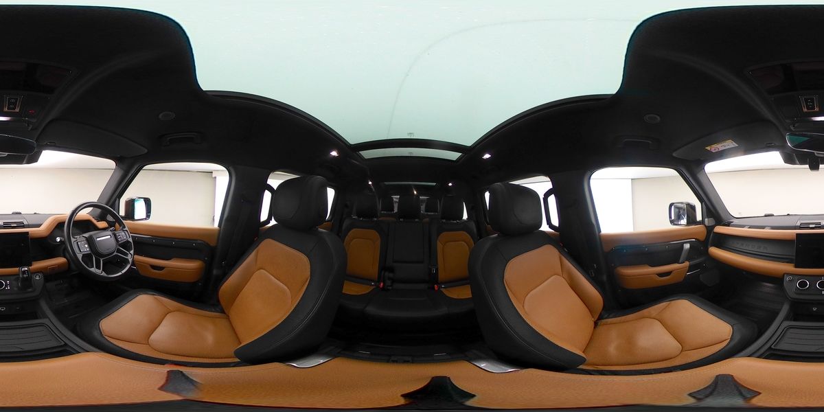 More views of Land Rover Defender 130