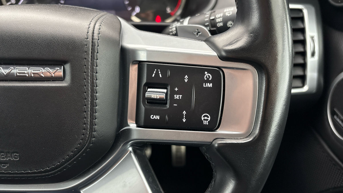 Land Rover Discovery Image 14