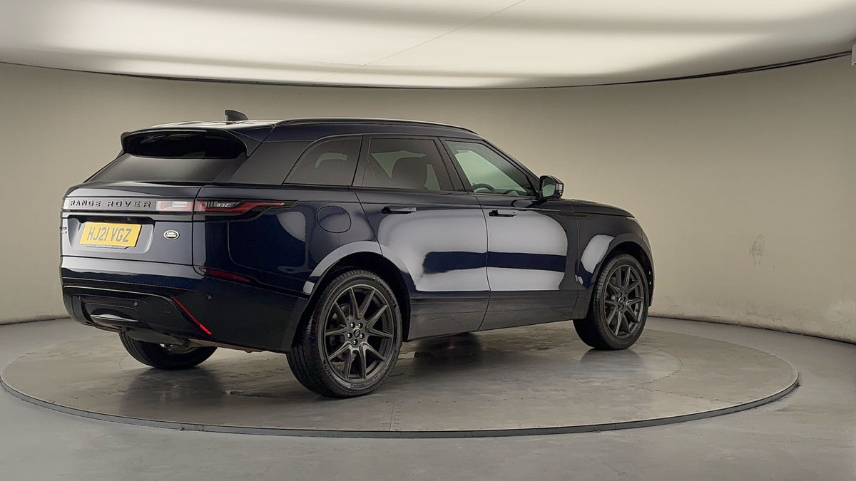 Land Rover Range Rover Velar Image 21