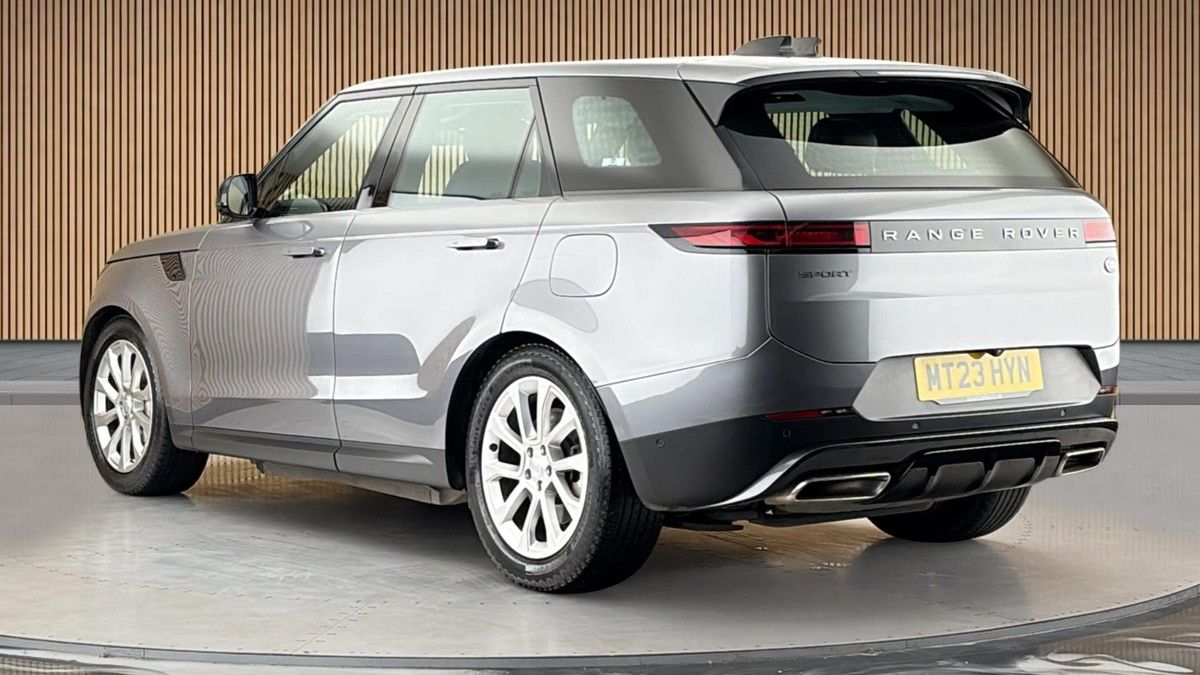 Land Rover Range Rover Sport Image 2