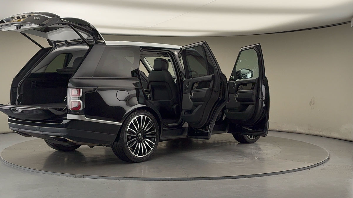 More views of Land Rover Range Rover