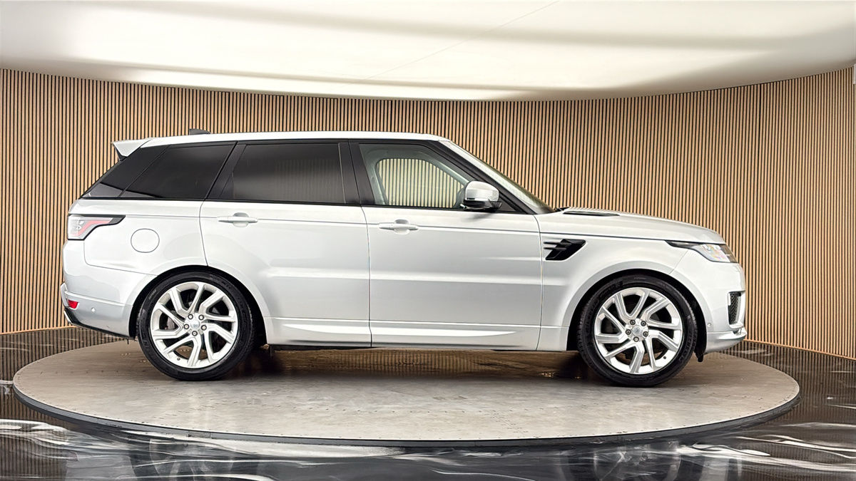 Land Rover Range Rover Sport Image 16