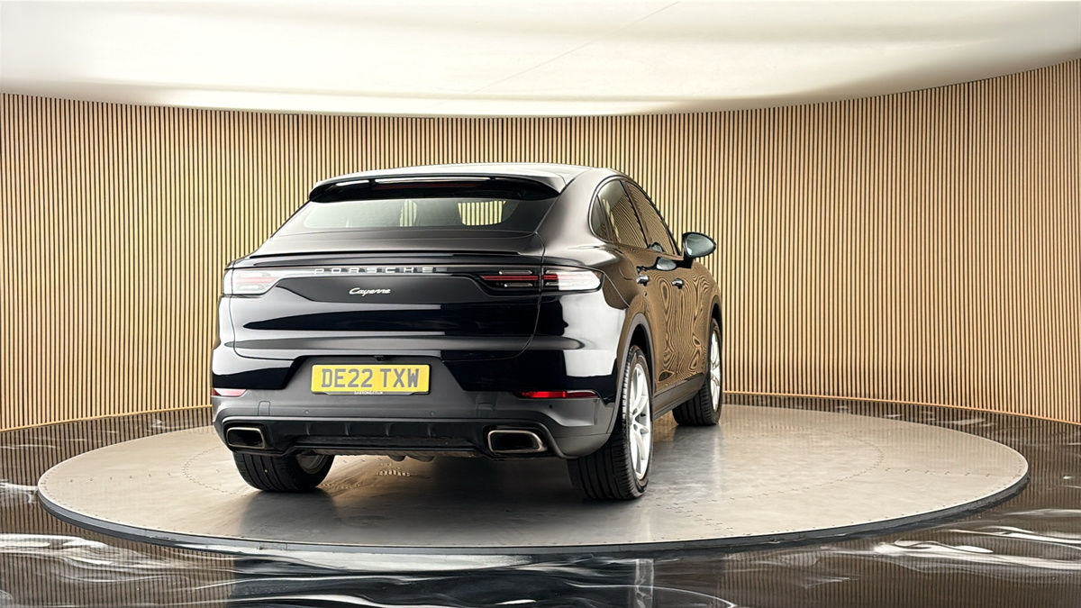 More views of Porsche Cayenne