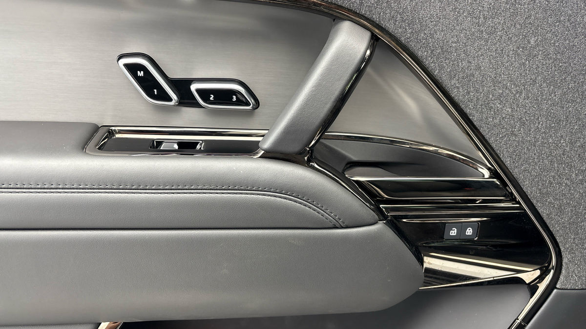 Land Rover Range Rover Sport Urban Image 19