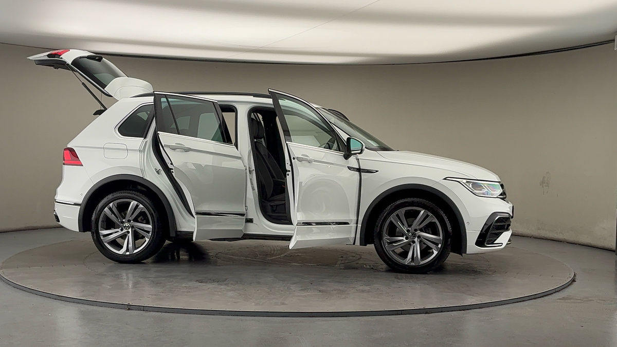 More views of Volkswagen Tiguan