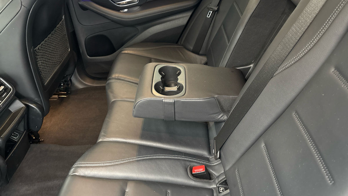 Mercedes-Benz GLE Image 9