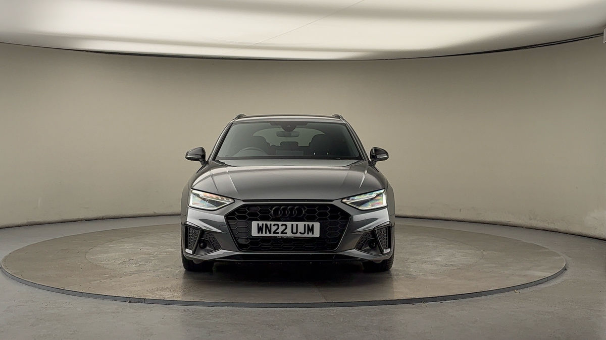 Audi A4 Avant Image 3