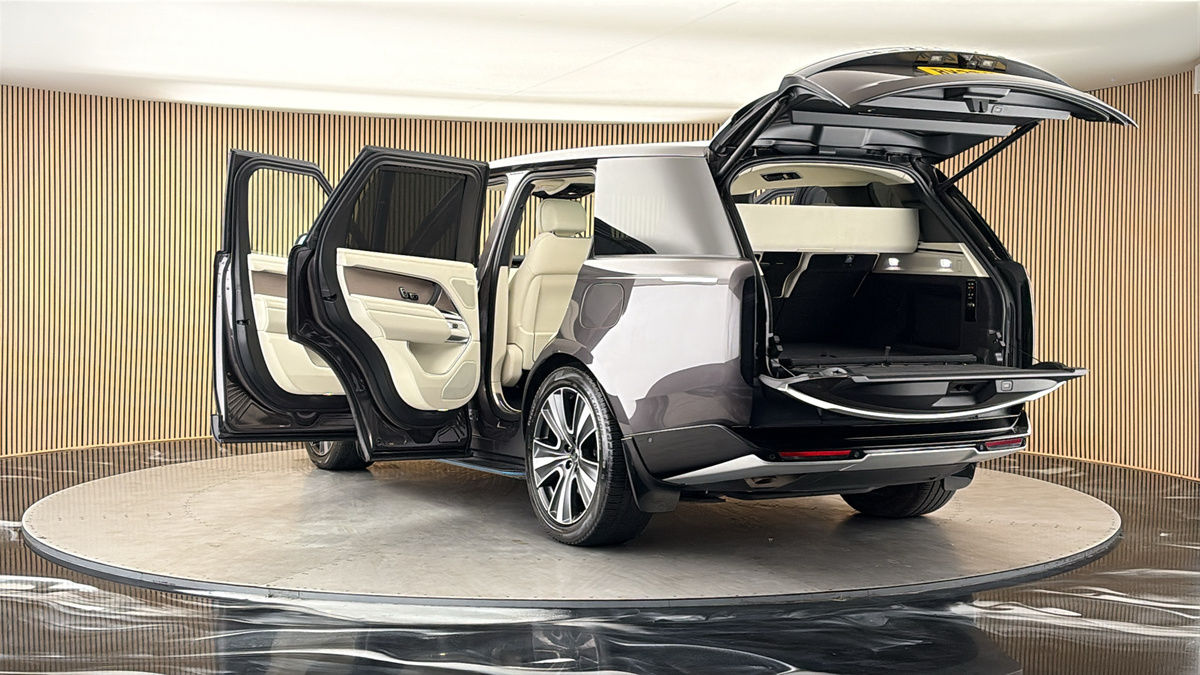 Land Rover Range Rover Image 23