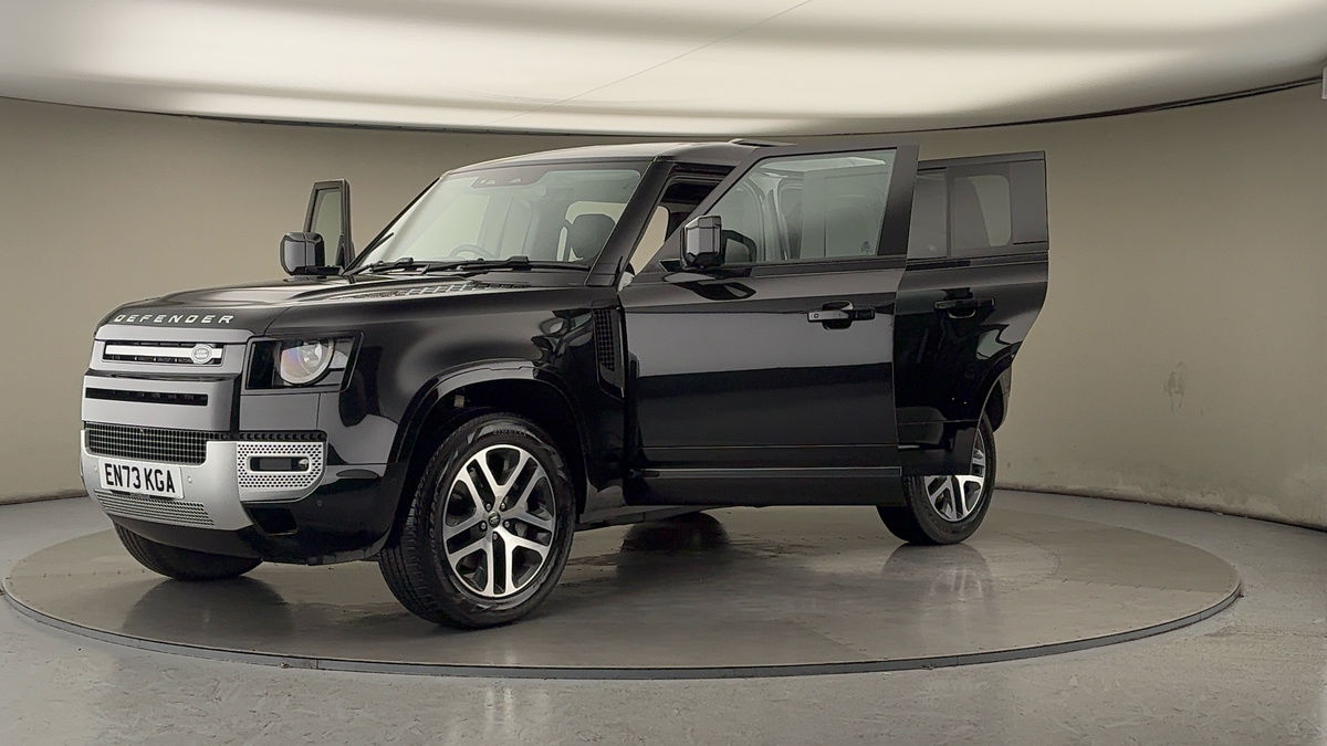 More views of Land Rover Defender 110