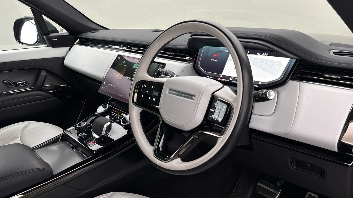 Land Rover Range Rover Sport Image 5