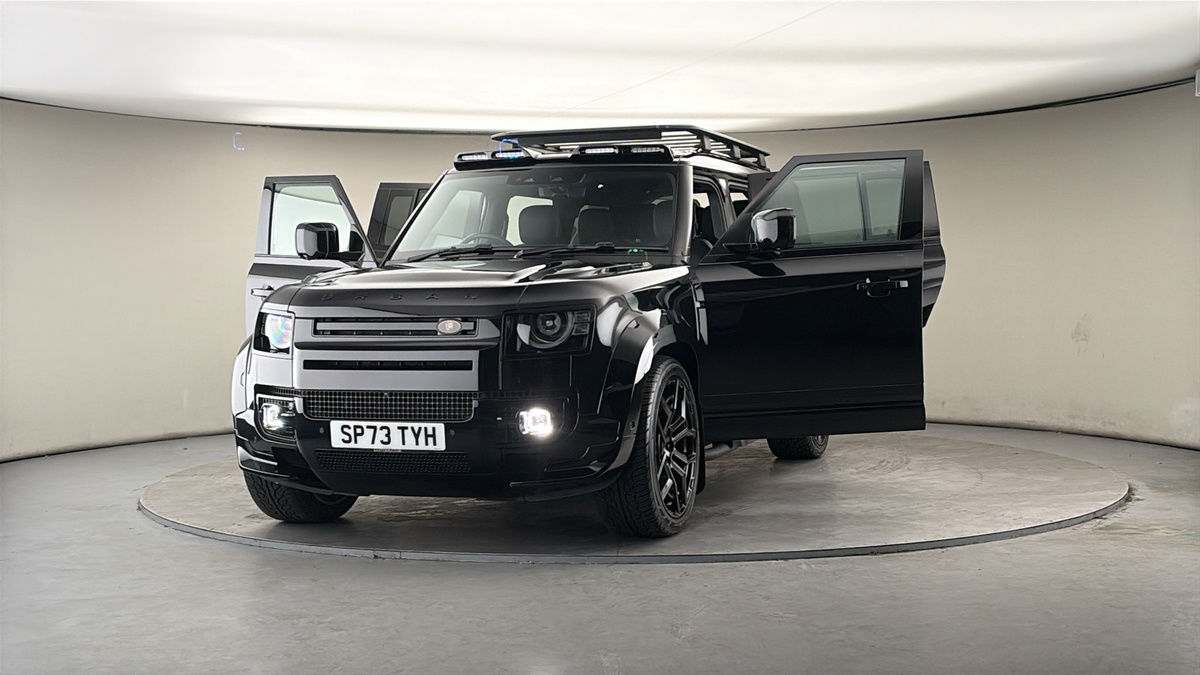 More views of Land Rover Defender 130