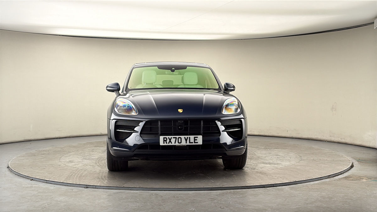 More views of Porsche Macan