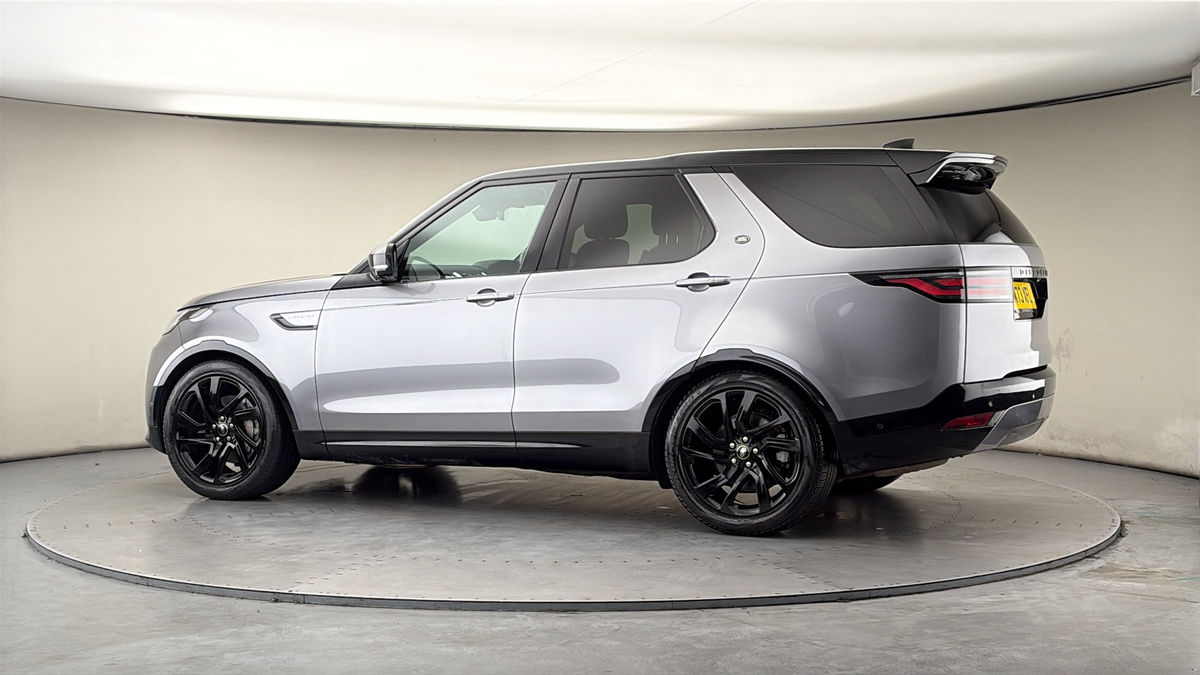 More views of Land Rover Discovery